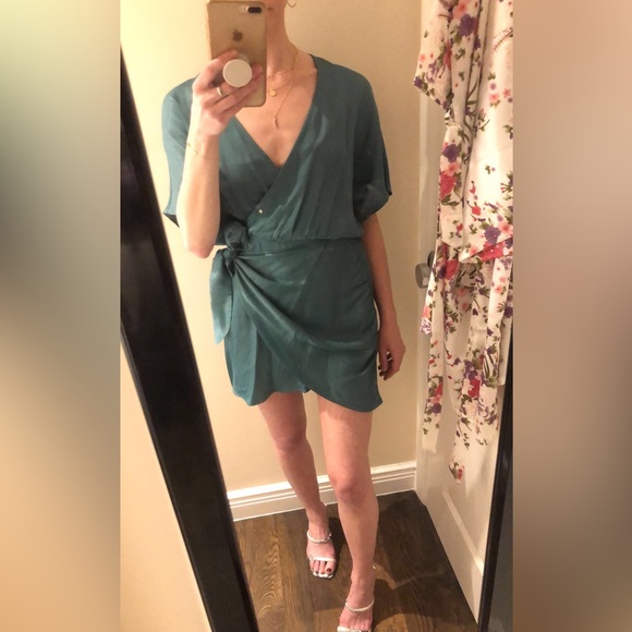 Zara Satin Effect Wrap Dress XS - Picture 3 of 3